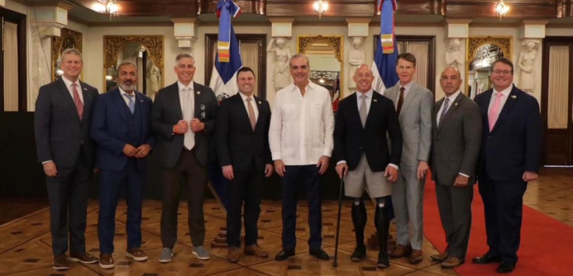 bc1c3c4c-bfb7-4a2a-9872-7ca0b2fbe14f Delegación de congresistas de los Estados Unidos visita la República Dominicana