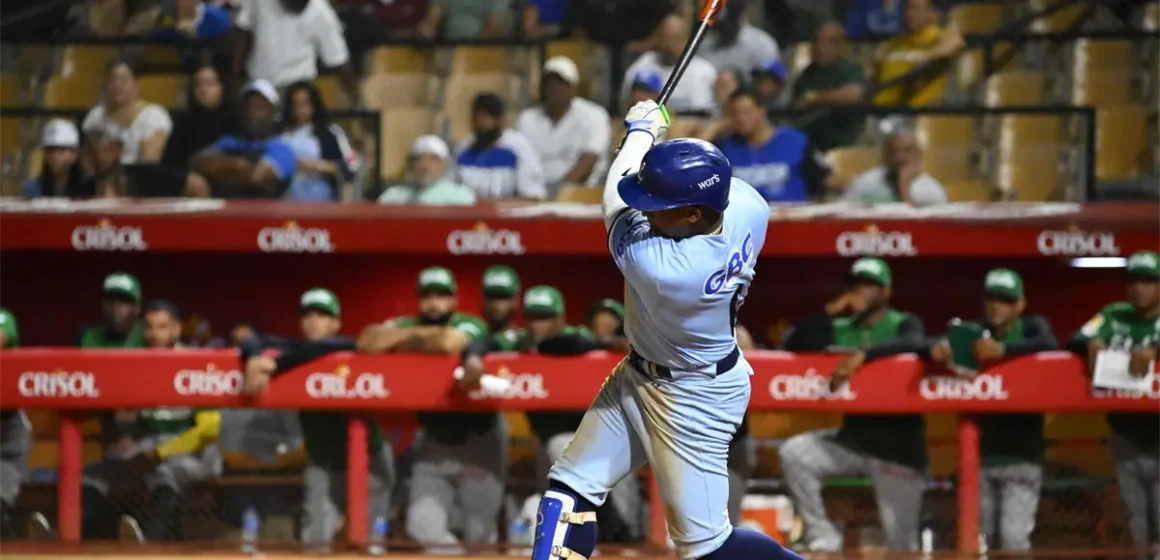 Leyba, Adames y Rojas Jr. definen triunfo del Licey