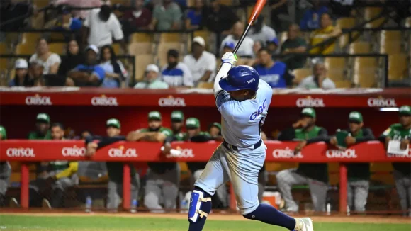 estrellas-orientales-caen-ante-tigres-del-licey-en-juego-del-beisbol-invernal-7c1aff72-focus-0.09-0.37-1200-675 Leyba, Adames y Rojas Jr. definen triunfo del Licey