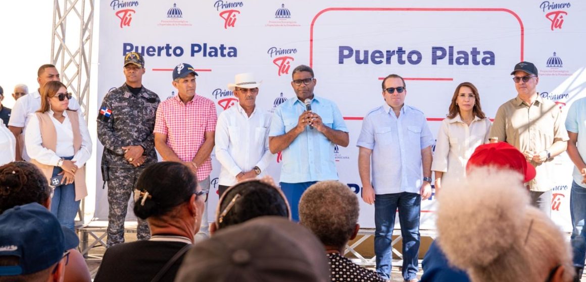 Propeep retoma su agenda de jornadas “Primero Tú”, tras paso tormenta Melissa; en Villa Isabela