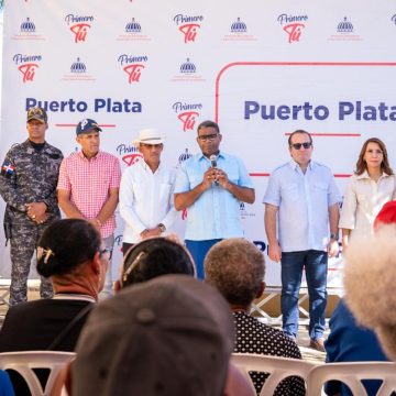 Propeep retoma su agenda de jornadas “Primero Tú”, tras paso tormenta Melissa; en Villa Isabela