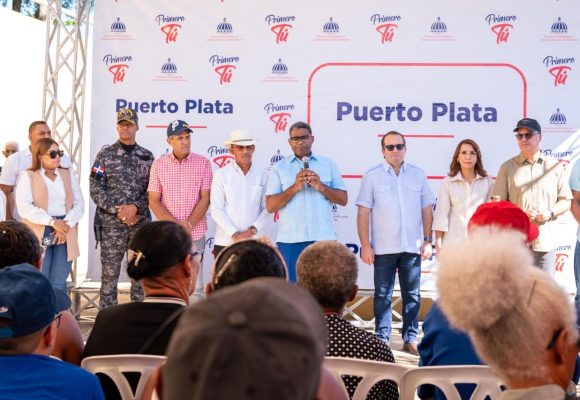 Propeep retoma su agenda de jornadas “Primero Tú”, tras paso tormenta Melissa; en Villa Isabela