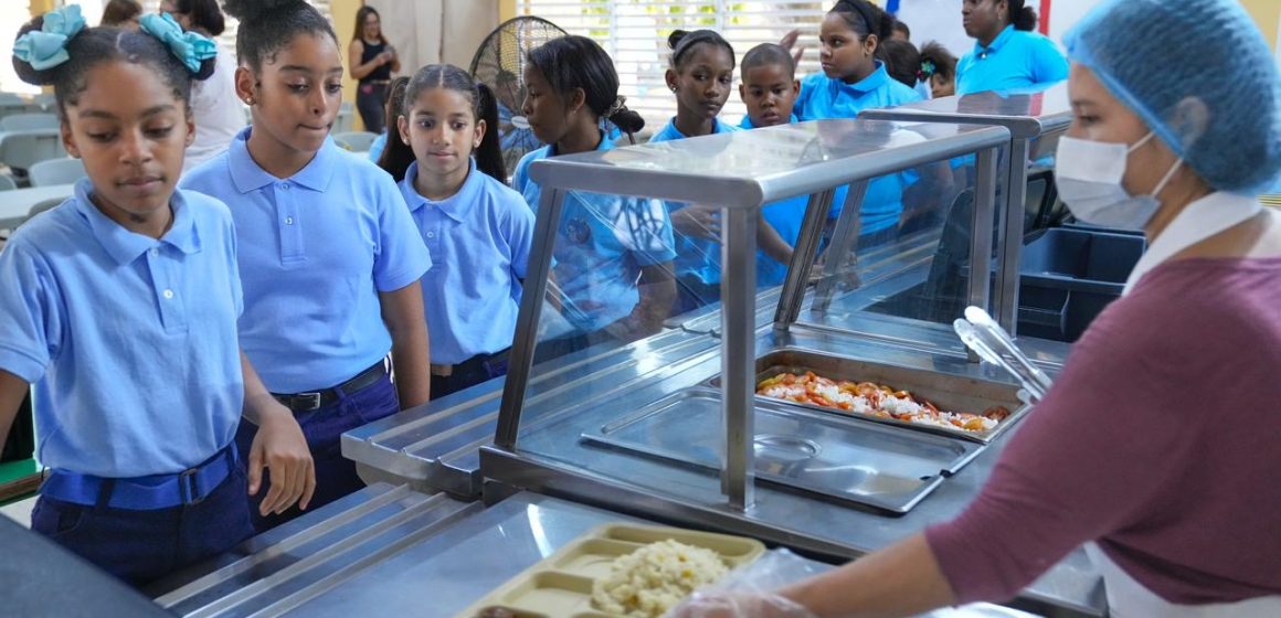 fb968613-5173-452d-9020-22d9327c0ec3 El INABIE destaca menús del almuerzo escolar garantizan mayoría de nutrientes a estudiantes.