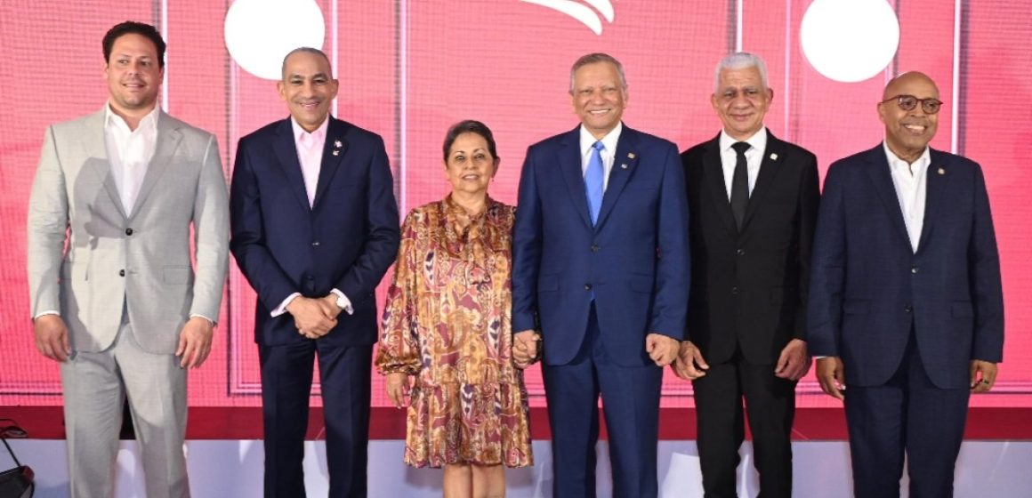 Coctel de Navidad para clientes de Banreservas