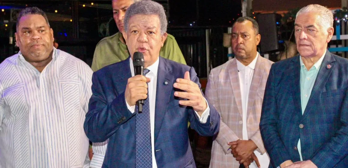 Leonel: “La gran estafa a los pobres con SeNaSa marca un año horrible para la República Dominicana”