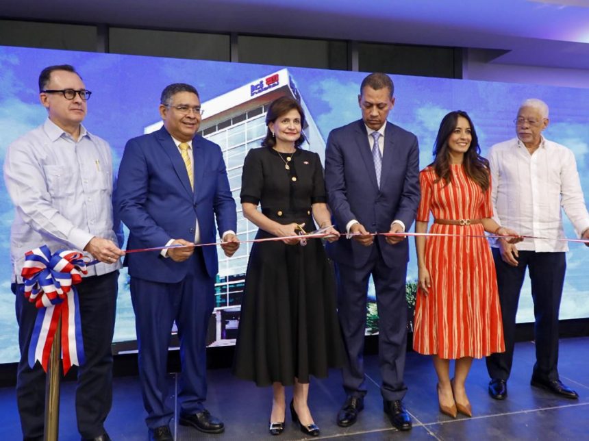 Vicepresidenta Peña y Guido Gómez Mazara inauguran nueva sede del Indotel; concluyen 24 años de pago de alquiler