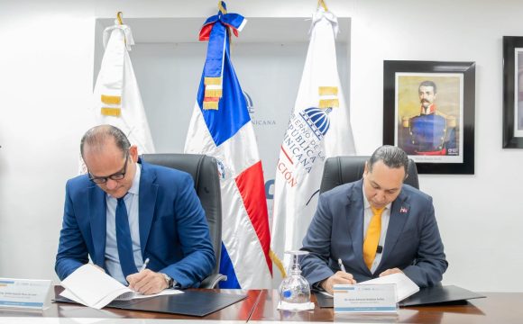 El INABIE e Ideice firman acuerdo para analizar y fortalecer programas de alimentación y salud escolar