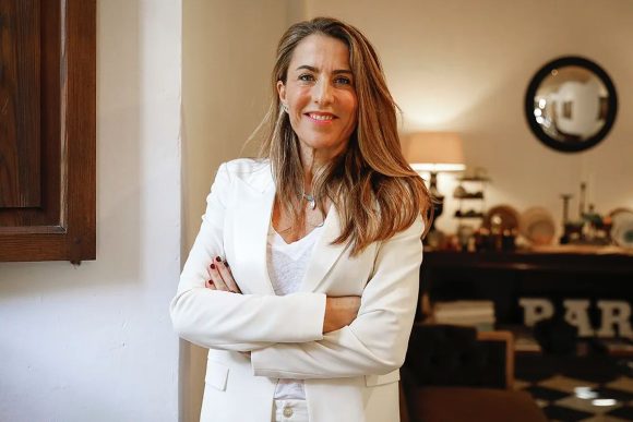 Presidenta INVEROTEL felicita a David Collado por logros alcanzados en FITUR.