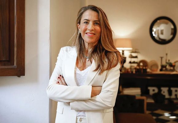 Presidenta INVEROTEL felicita a David Collado por logros alcanzados en FITUR.