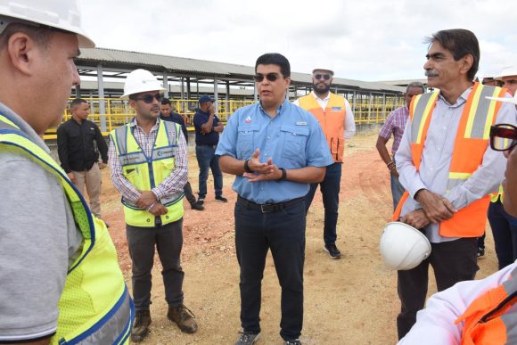 Fellito Suberví supervisa avances de ampliación acueducto Barrera de Salinidad que beneficiará a 1.8 millones de personas en SDE