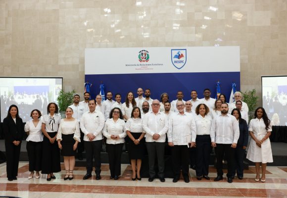 MIREX e INESDYC dan apertura a Especialidad en Diplomacia y Relaciones Internacionales para 50 candidatos elegibles para ingresar a la Carrera Diplomática