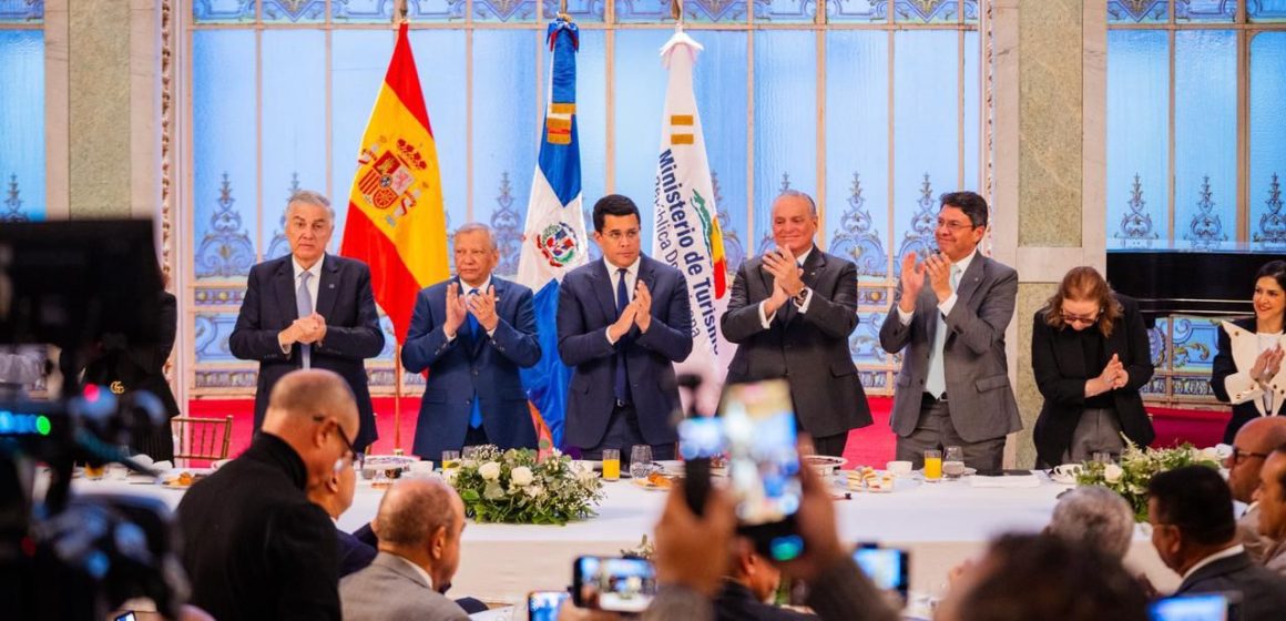 República Dominicana logra acuerdos en FITUR por más de 885 mil millones de pesos