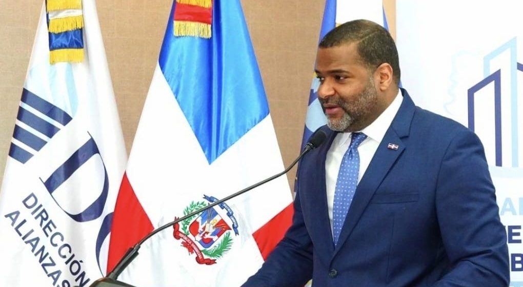 DGAPP presenta reforma Ley APP