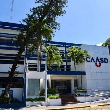 CAASD realiza actualización tarifaria solo para clientes comerciales, industriales y gubernamentales