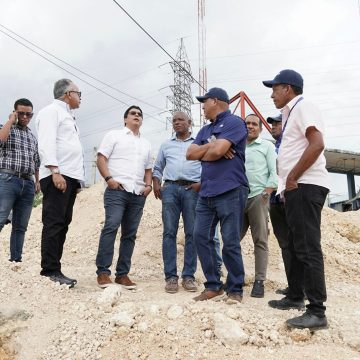Fellito Suberví anuncia soluciones rápidas a 28 sectores del Gran Santo Domingo