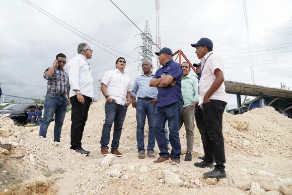 Fellito Suberví anuncia soluciones rápidas a 28 sectores del Gran Santo Domingo