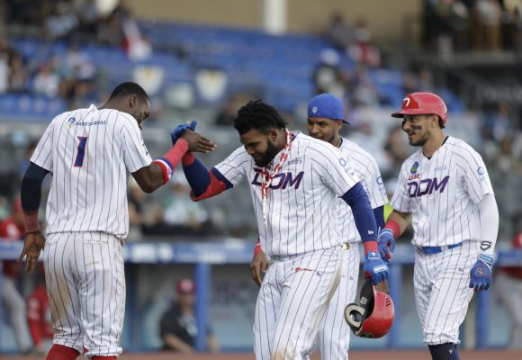 Leones del Escogido vence a Federales en histórico duelo de 31 carreras en la Serie del Caribe