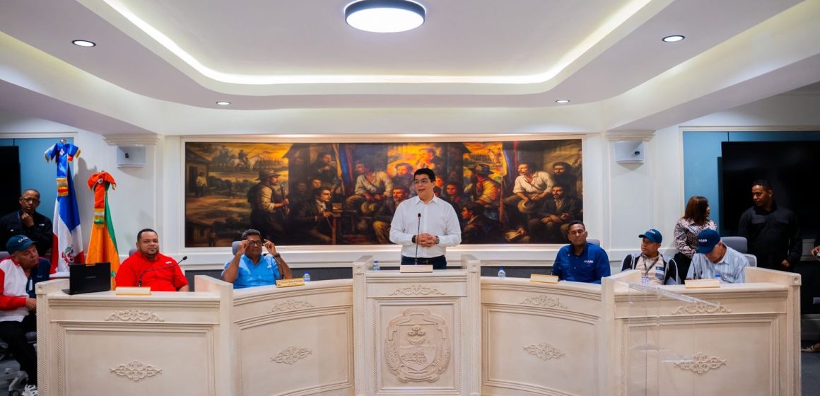 Fellito Suberví va a Los Alcarrizos con solución de 4,500 metros de cañada (Fellito Suberví va a Los Alcarrizos con solución de 4,500 metros de cañada