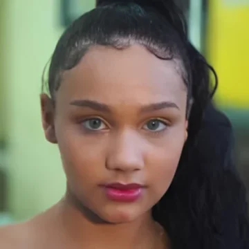 Tiroteo a vehículo en que viajaba Masha deja una joven muerta; PN investiga