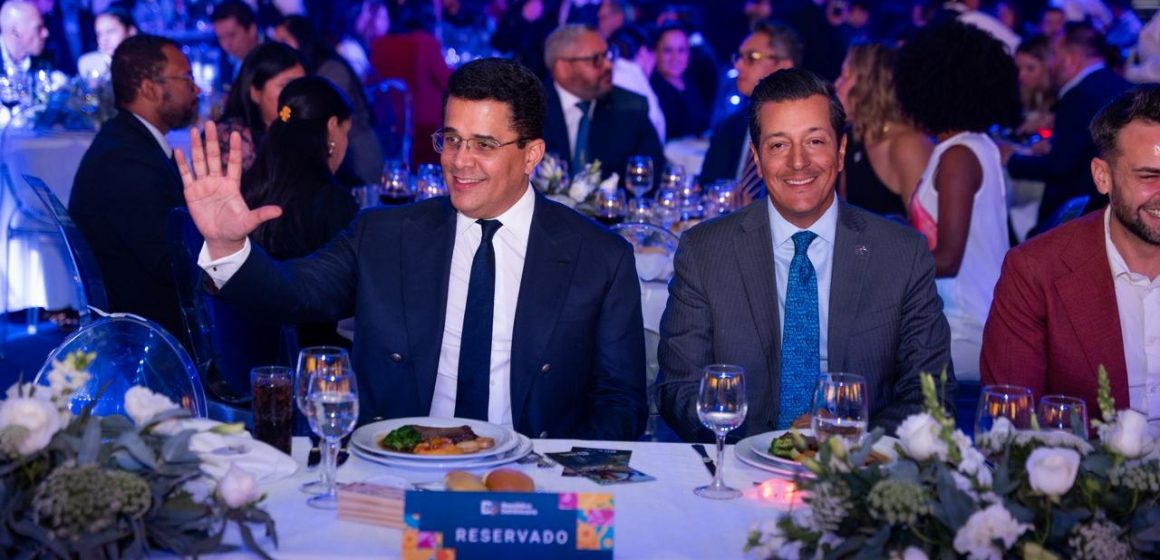 Ministro Collado lleva a México el Meet in Paradise ante más de 1,600 turoperadores y agentes de viajes.