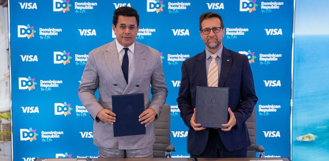WhatsApp-Image-2026-02-17-at-15.41.31-1140x694 David Collado firma acuerdo con visa internacional para fortalecer la promoción turística de RD