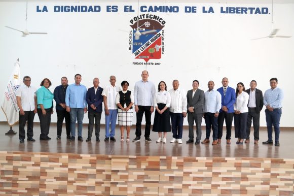 a5cf5e0e-5900-43cc-878b-9bb27b393721 En el Día Nacional del Estudiante, INABIE impulsa jornada que fortalece la nutrición de más de 58,800 alumnos de San Cristóbal