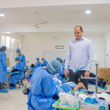 El INABIE beneficia a más de 700 estudiantes de Monte Plata en jornada de salud integral.
