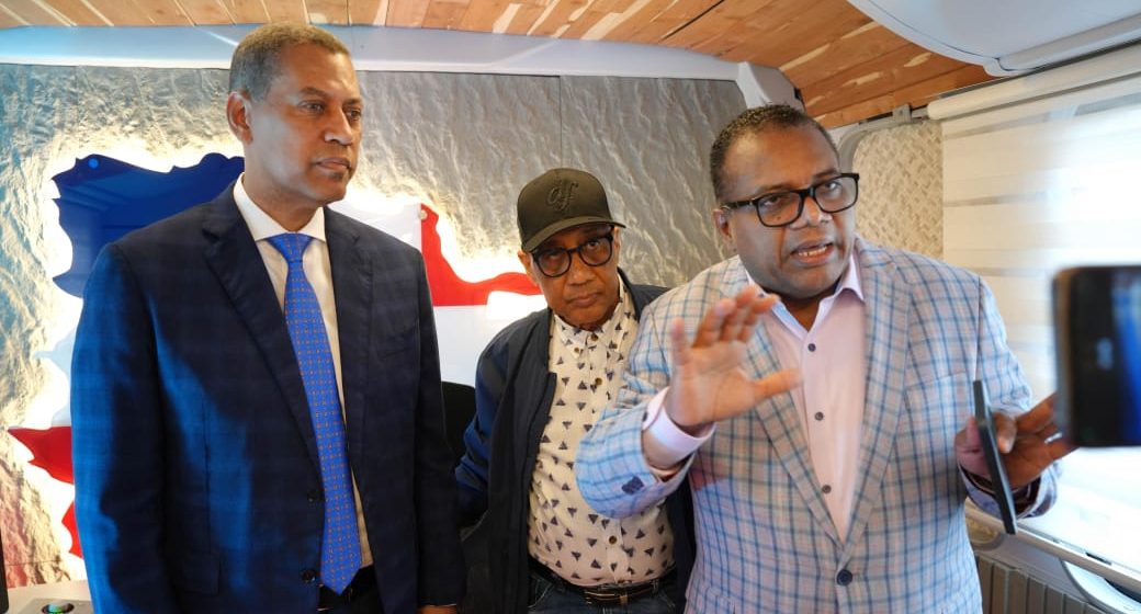 Gobierno lanza alianza nacional para fortalecer la soberanía radioeléctrica, la identidad cultural y el desarrollo fronterizo.