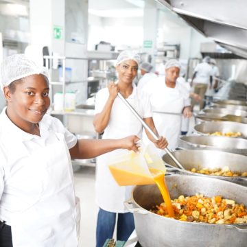 Más del 30% de los contratos del INABIE pertenecen a Mipymes lideradas por mujeres