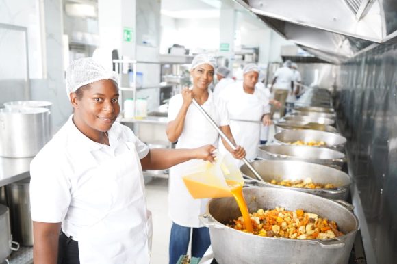 3f070c4b-d397-48c2-ba07-a74fc2c598bc Más del 30% de los contratos del INABIE pertenecen a Mipymes lideradas por mujeres