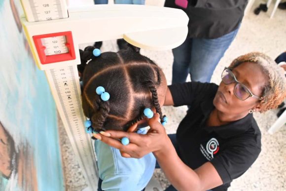 INABIE anuncia proyecto piloto de suplementación escolar en beneficio de 70 mil estudiantes