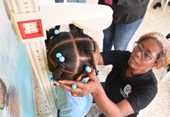 INABIE anuncia proyecto piloto de suplementación escolar en beneficio de 70 mil estudiantes