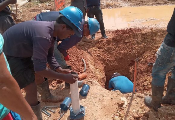 CAASD optimiza redes de distribución en sectores de Santo Domingo Este