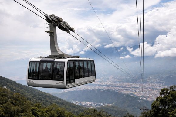 6a044751-d53f-4c5e-b9c3-e46a0c17a0a8 Paliza y Collado presentan proyecto de rehabilitación del Teleférico de Puerto Plata con inversión de US$20 millones