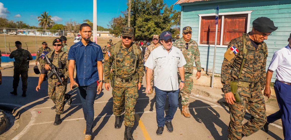 Ministros de la Presidencia y de Defensa recorren zona fronteriza norte para reforzar seguridad y atender necesidades comunitarias