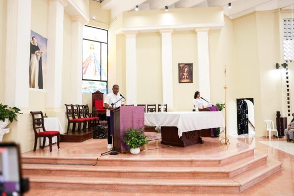 81ee71b9-26d2-421f-8246-1e1b56bacea2 Propeep remoza templo comunitario en SDO y fortalece espacios de fe