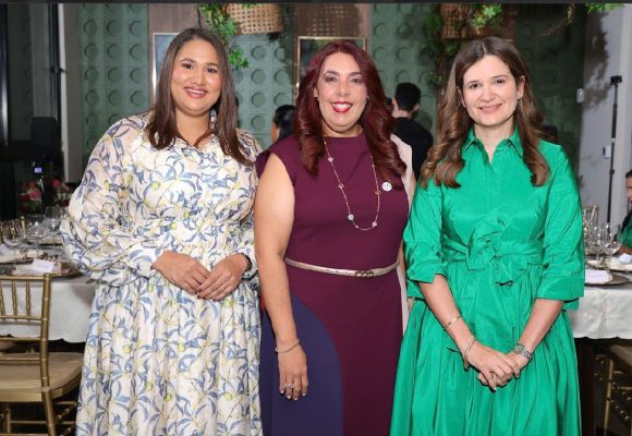 IFA República Dominicana destaca liderazgo femenino del sector tributario en jornada por el Día Internacional de la Mujer