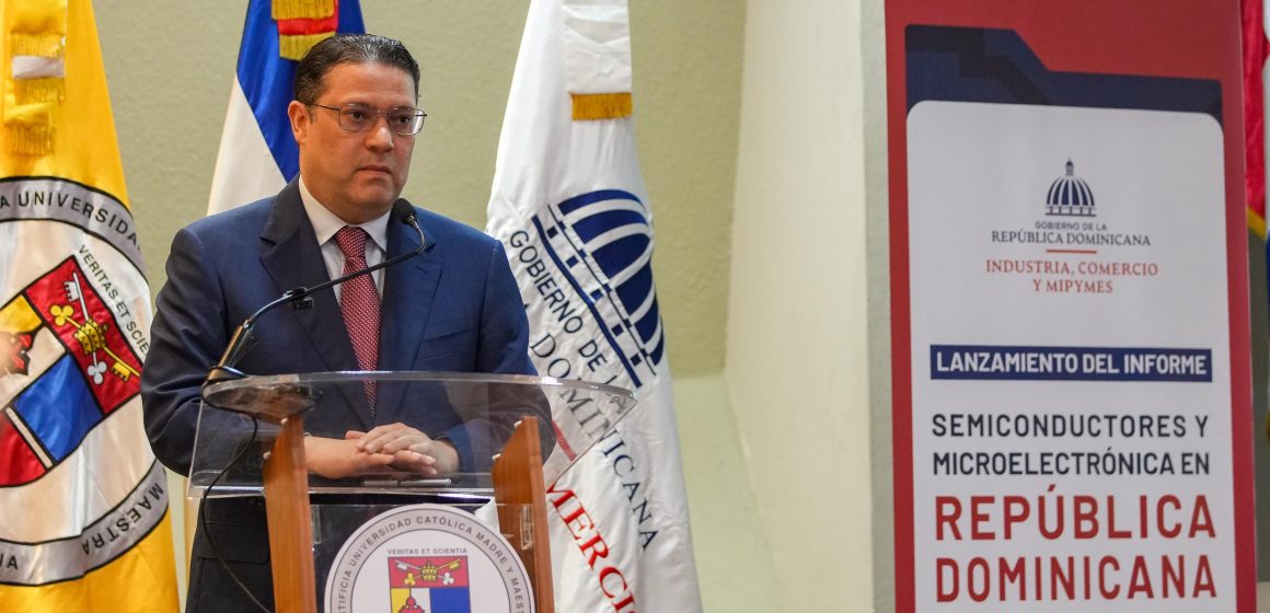 99fa0bc2-66dd-4fa0-b312-a9d35b2d3445 RD se acerca a una industria de semiconductores y a la manufactura avanzada