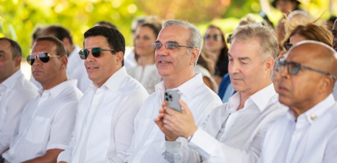 IMG_7075 Alex Rodríguez felicita al presidente Abinader y al ministro Collado por su transparencia y eficiencia.