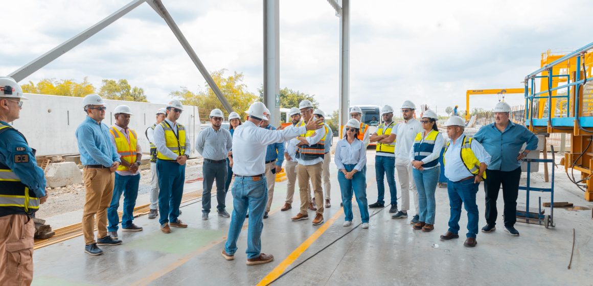 Comisiones visitan instalaciones y obras de empresas que compiten por el Monorriel SD