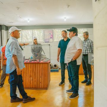 bc91ee78-848a-4772-a350-966baf1244f9 Ministro Paliza recorre puntos históricos de Jánico que formarán parte de la Ruta del Encuentro