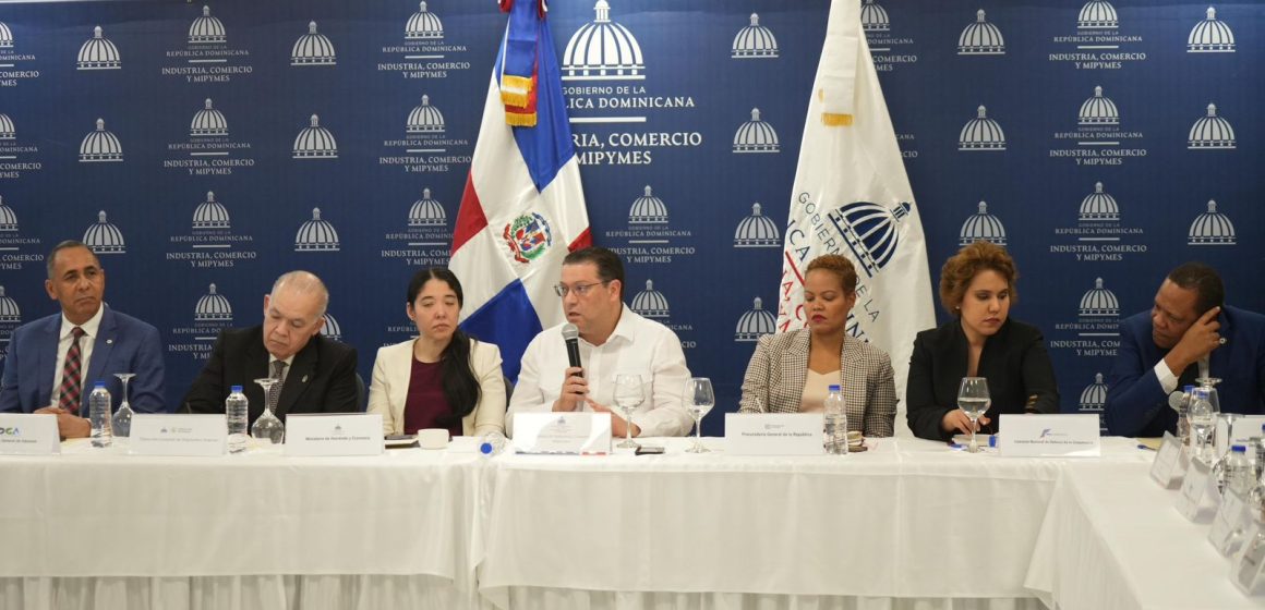 Yayo impulsa formalización en la mesa de ilícitos