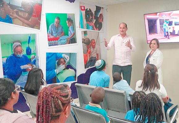 El INABIE transformará la vida de 9 estudiantes con cirugías oculares especializadas
