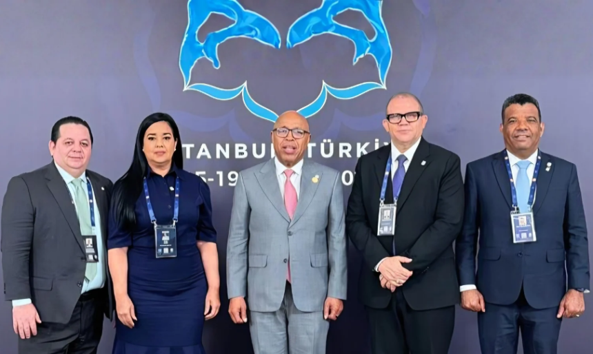 Alfredo Pacheco preside 152.ª Asamblea de la Unión Interparlamentaria (UIP) en Estambul, Turquía