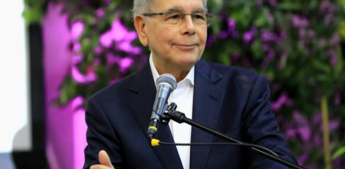 Danilo Medina sobre posible alianza electoral: “Que cada quien se rasque con sus propias uñas”