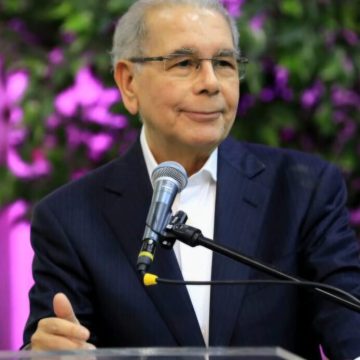 Danilo Medina sobre posible alianza electoral: “Que cada quien se rasque con sus propias uñas”