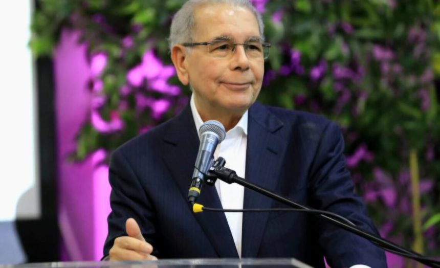 Danilo Medina sobre posible alianza electoral: “Que cada quien se rasque con sus propias uñas”