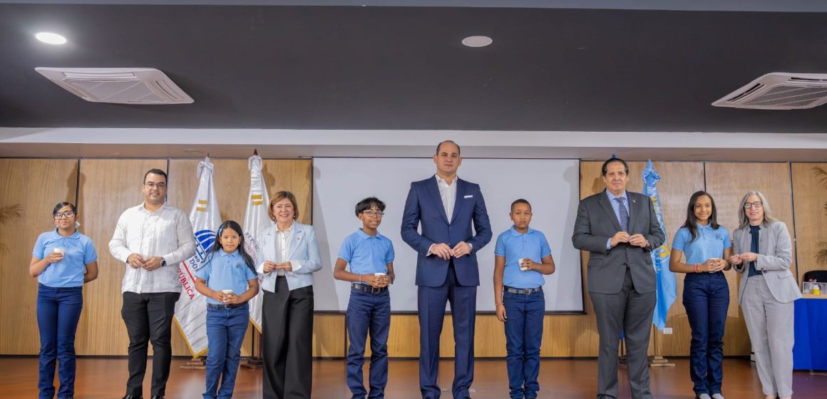 b0750c73-e86c-486e-b581-9449d3ca74a9 Salud Pública, Educación y el INABIE lanzan Jornada Nacional de Desparasitación Escolar 2026 para beneficiar a más de 1.8 millones de estudiantes