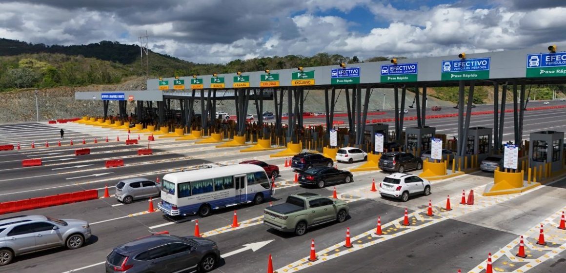 d2ba4393-c72e-40bf-8008-a9bd1b30ca3e Semana Santa 2026 rompe récord histórico de tránsito vehicular: más de 891,000 vehículos han cruzado los peajes en tres días