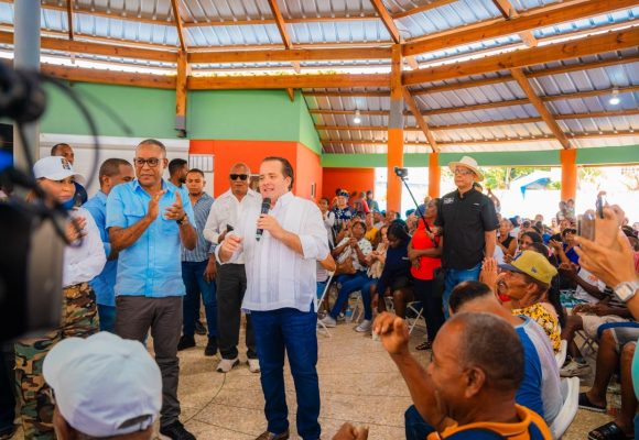 3919cb3f-19d6-4b28-ad83-8e1316cf57cb Gobierno entrega segundo Bono de Emergencia a familias afectadas por inundaciones en Villa Montellano, Puerto Plata